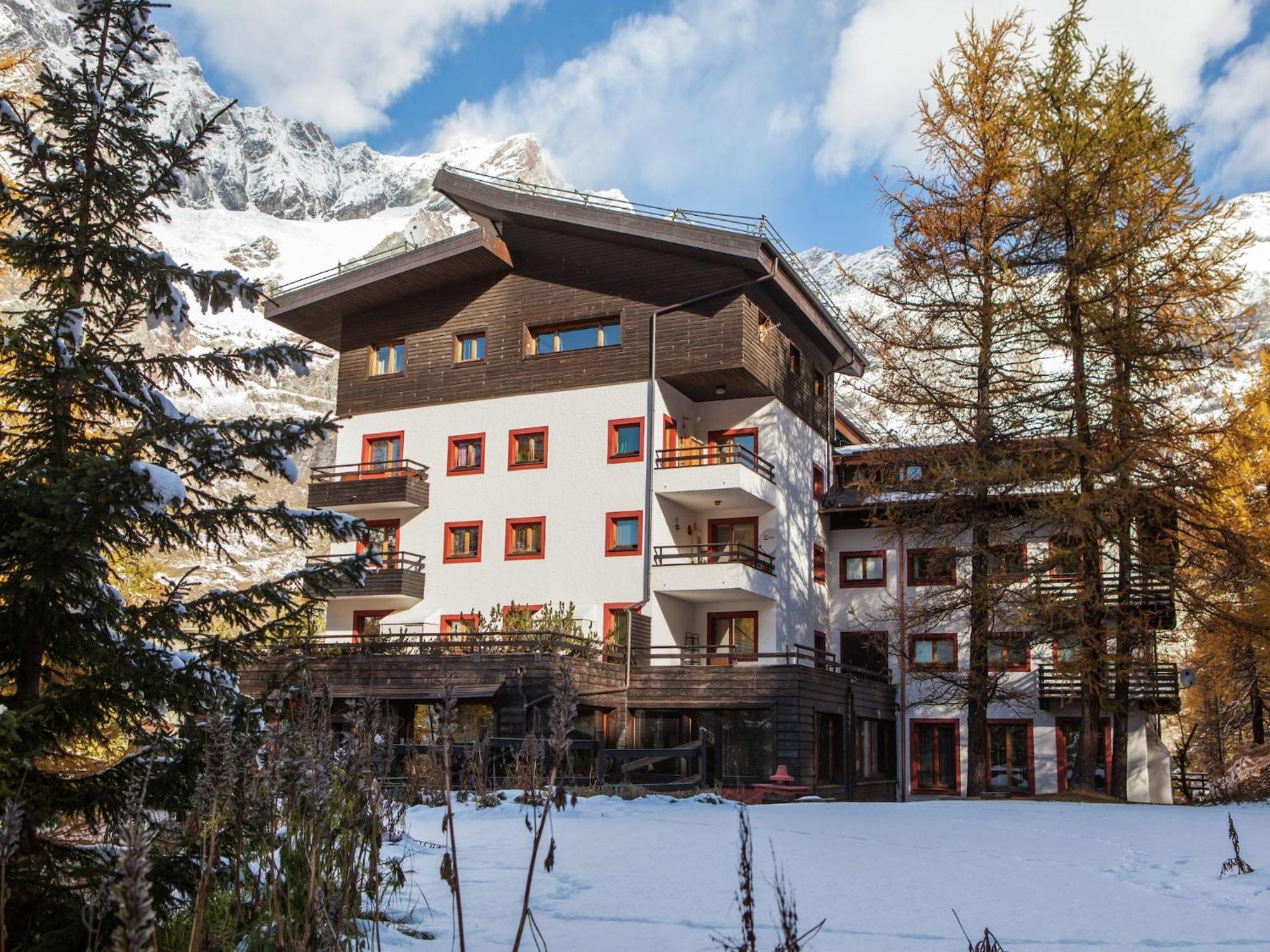 Contemporary Apartment In Breuil Cervinia Near Ski Area Εξωτερικό φωτογραφία